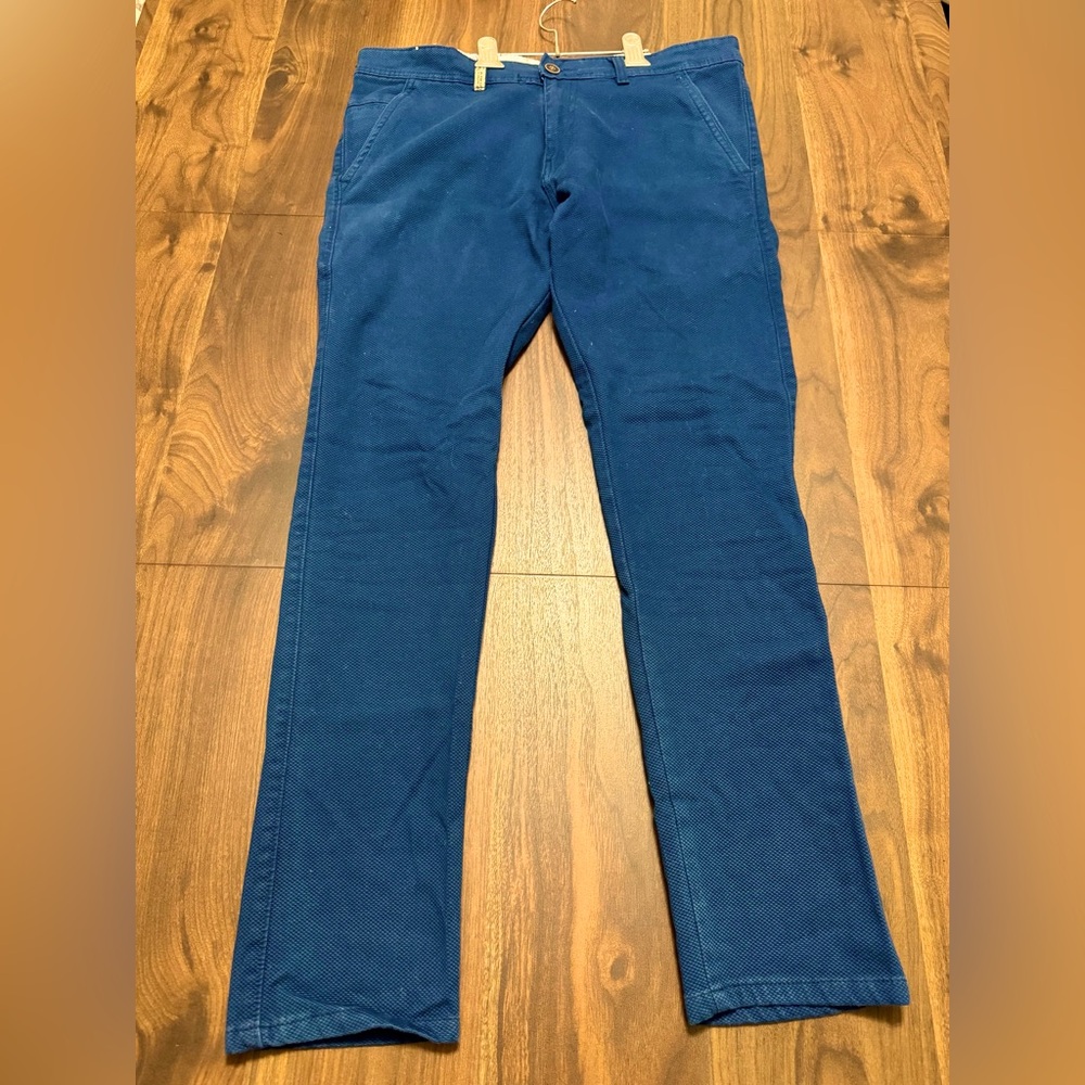 Burberry London Vintage Men’s Slim Fit Pants